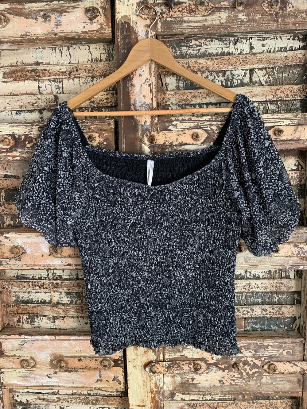 Anthropologie Aurelia Black & White Ditsy Floral Smocked Puff Sleeve Top EUC, XL